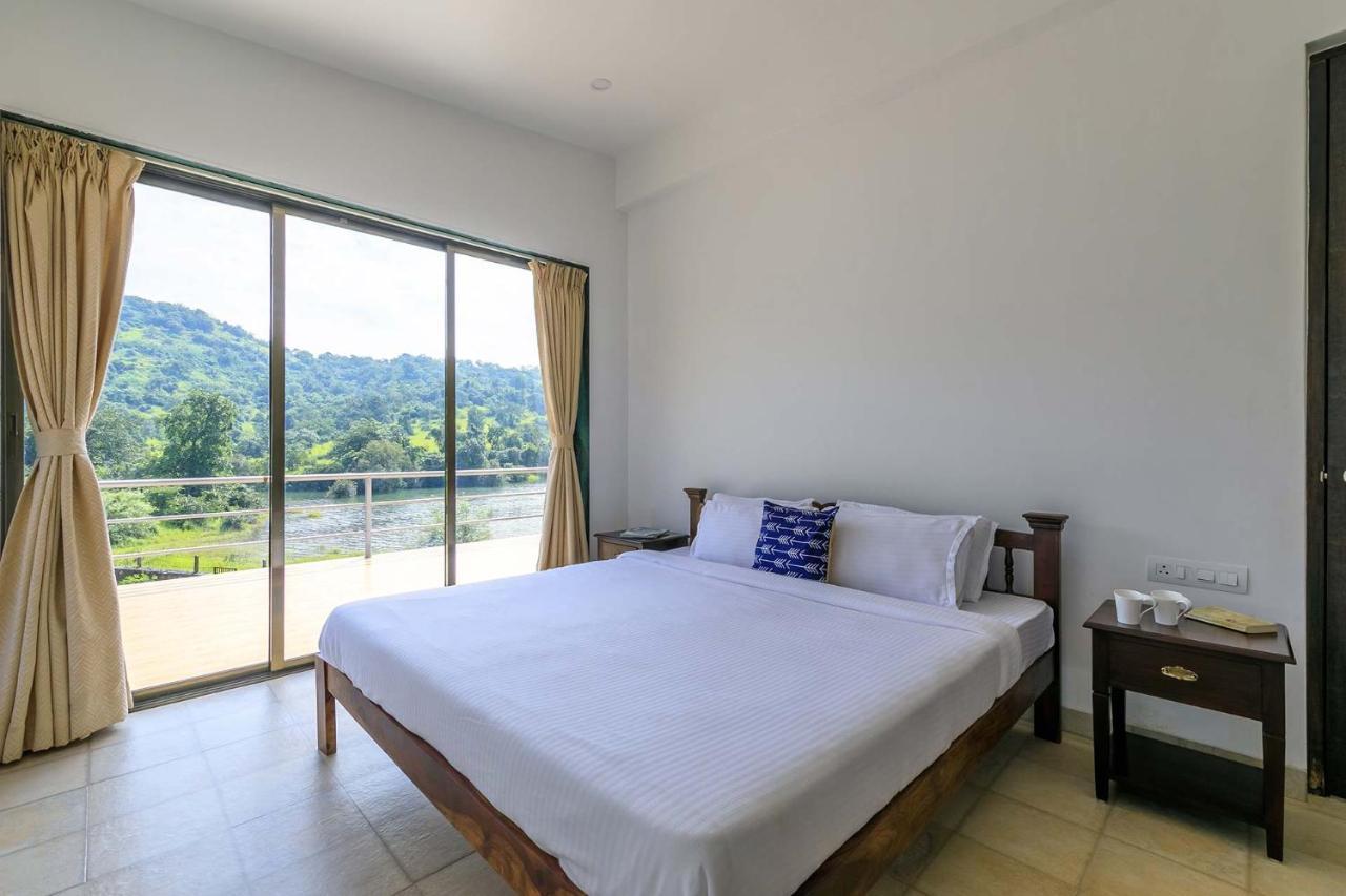 Shivom - 9 Bedroom With Pvt Pool & Pawna Lake View * Lonavala