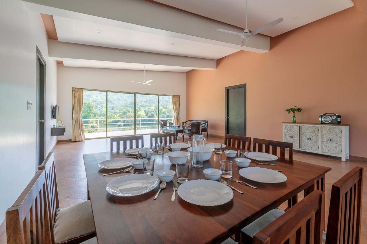 Shivom - 9 Bedroom With Pvt Pool & Pawna Lake View * Lonavala