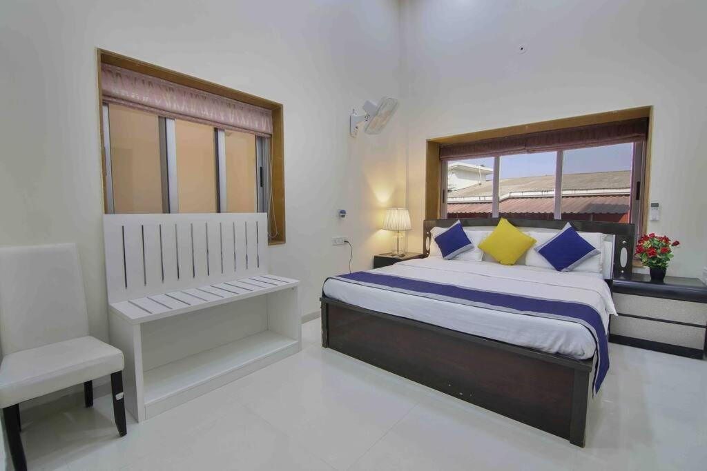 Luxe : Paradise By Histays * Lonavala