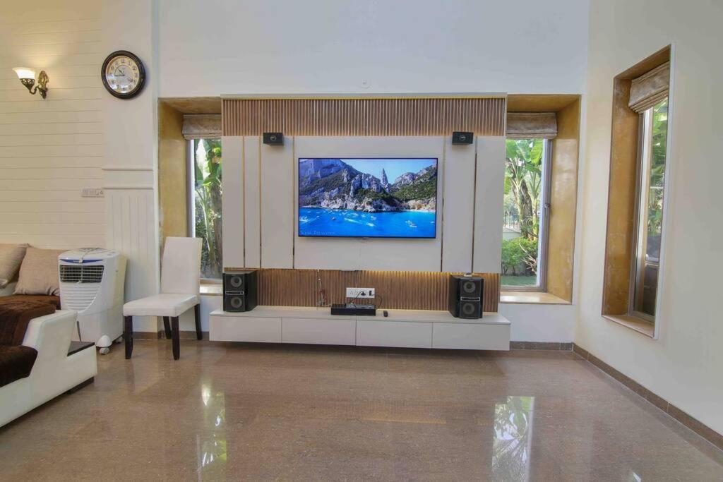 Luxe : Paradise By Histays Villa Lonavala