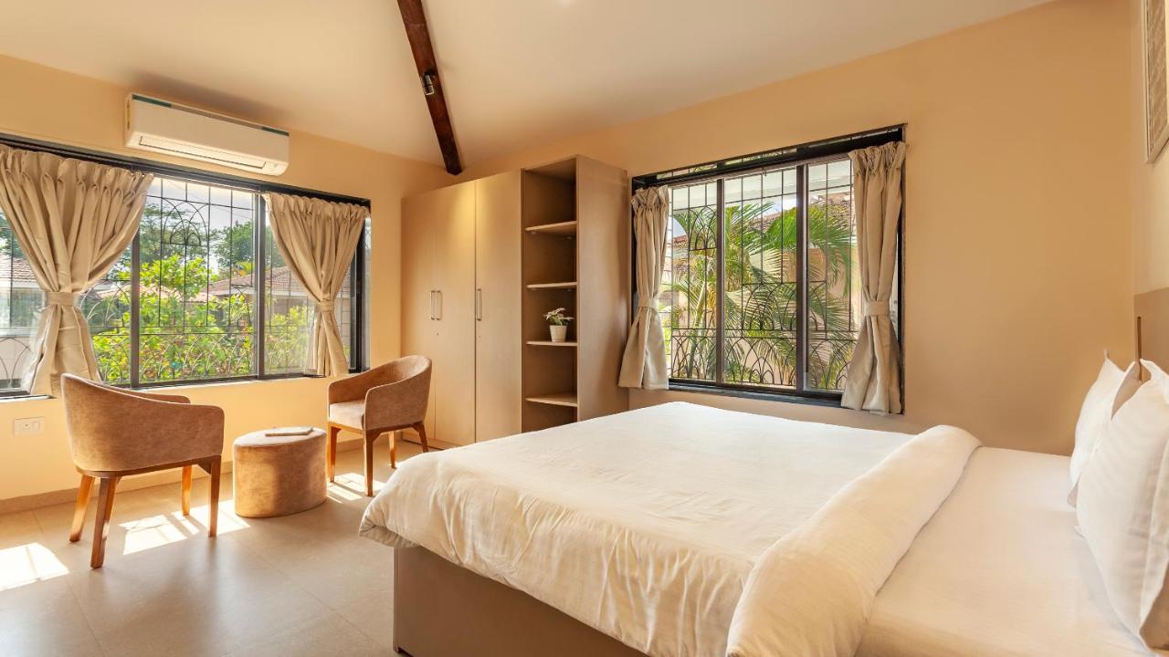 Villa Cozy Nook- Artsy 3bhk With Private Pool- By Staymonkey *