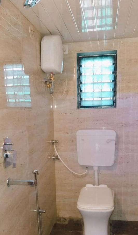 Holiday home Ivy Little Door Cottage, Compact Ac 3 Bhk With Pool, *