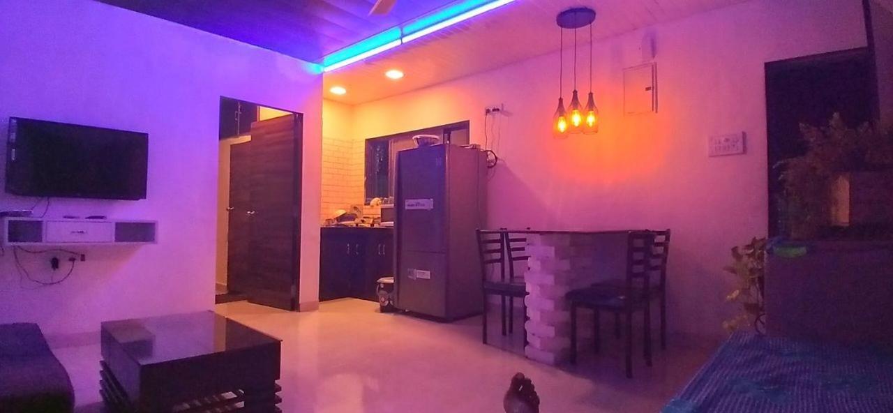Holiday home Ivy Little Door Cottage, Compact Ac 3 Bhk With Pool,