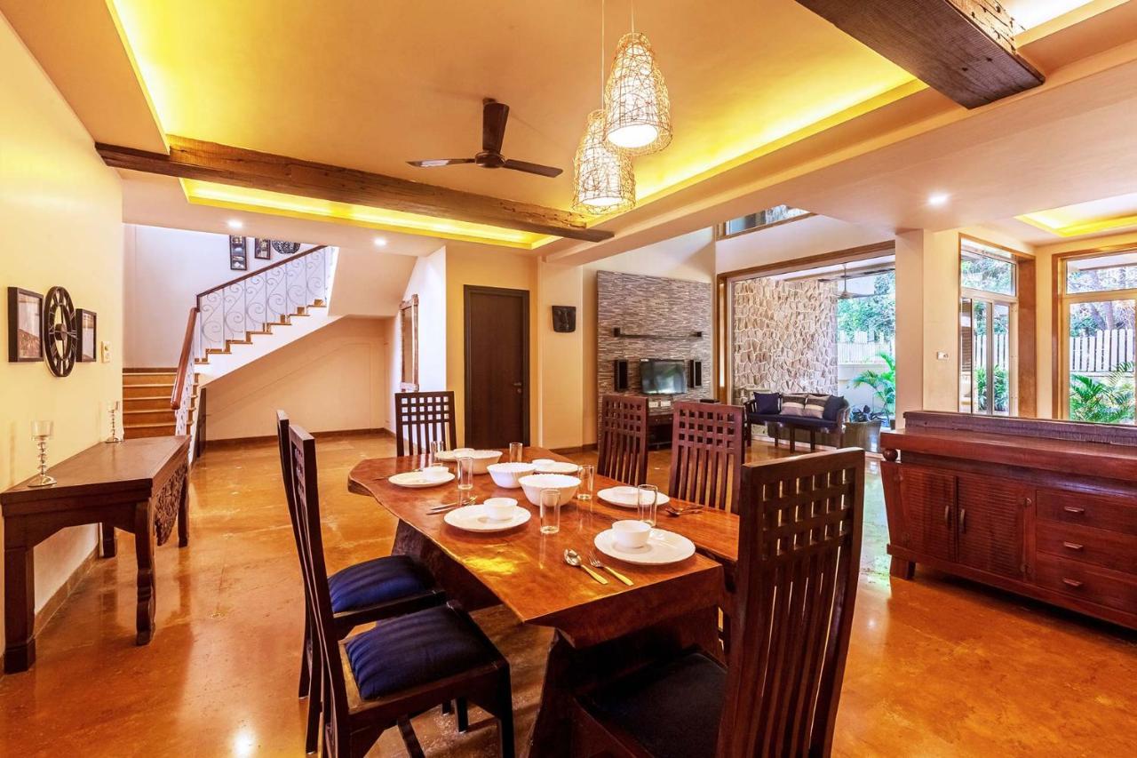 Stayvista's The Happy Hive - Cozy And A Pool For A Delightful * Lonavala
