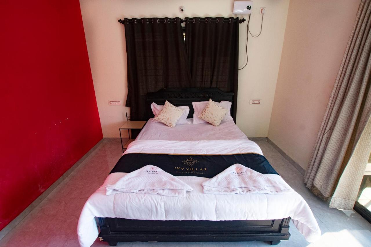 Ivy Goldenhill 3 Bhk With Private Pool,