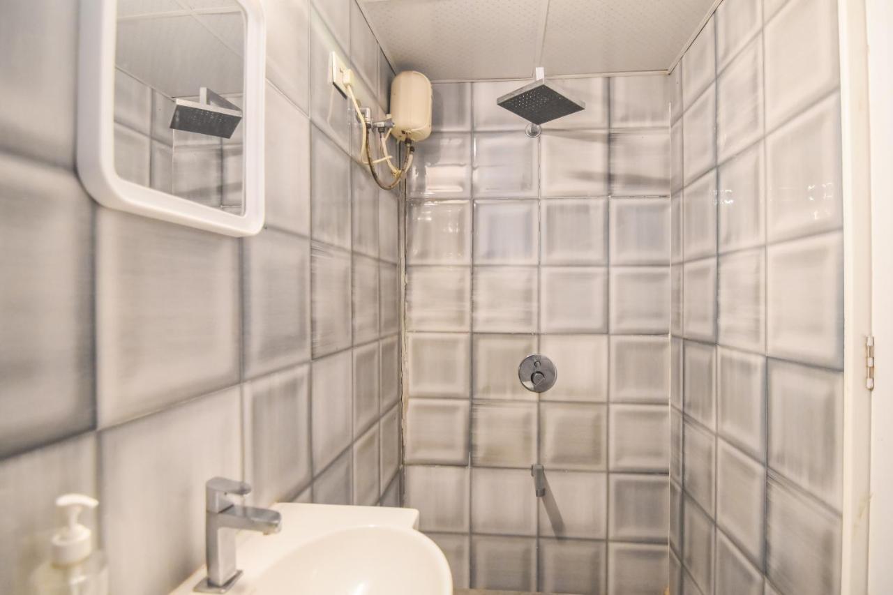 Empyrean Ll 4bhk Leoncino Ll Pvt Pool Ll Waksai