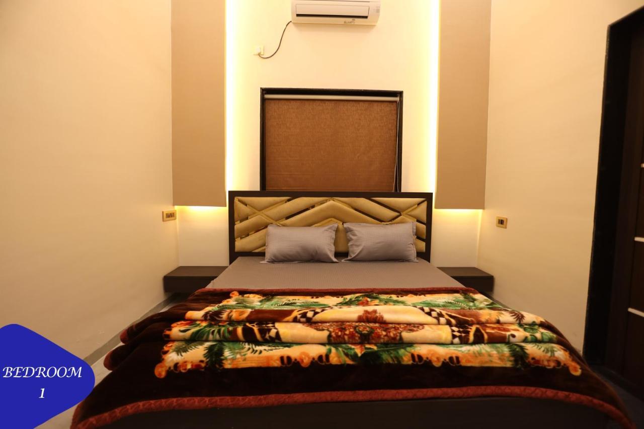 Royal Retreat - 7bhk Luxury By Royal