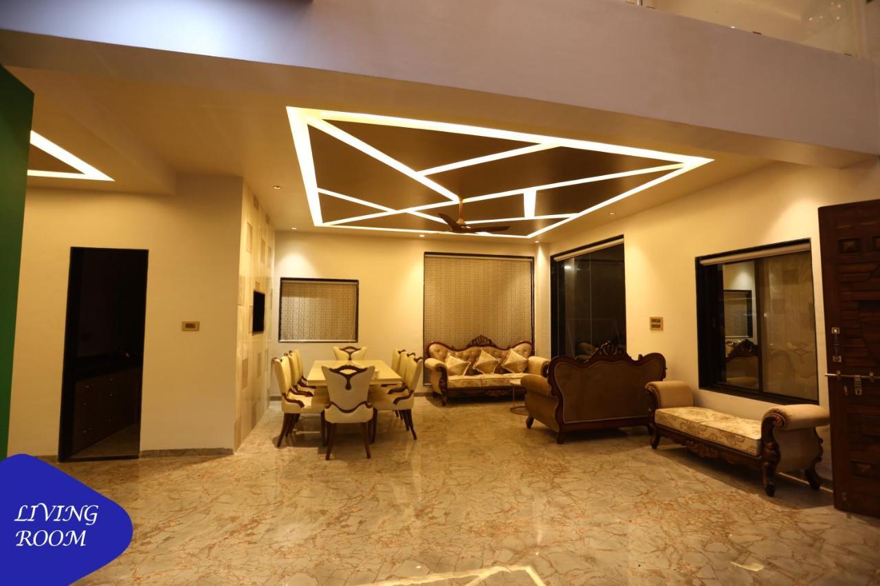 Villa Royal Retreat - 7bhk Luxury By Royal Lonavala