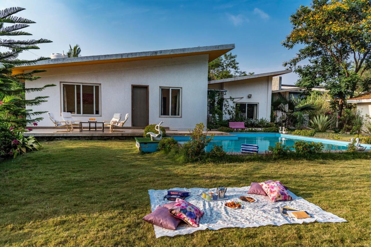 Saffronstays Roselle, Malavli - Pet-friendly Pool With Modern Interiors Villa Lonavala