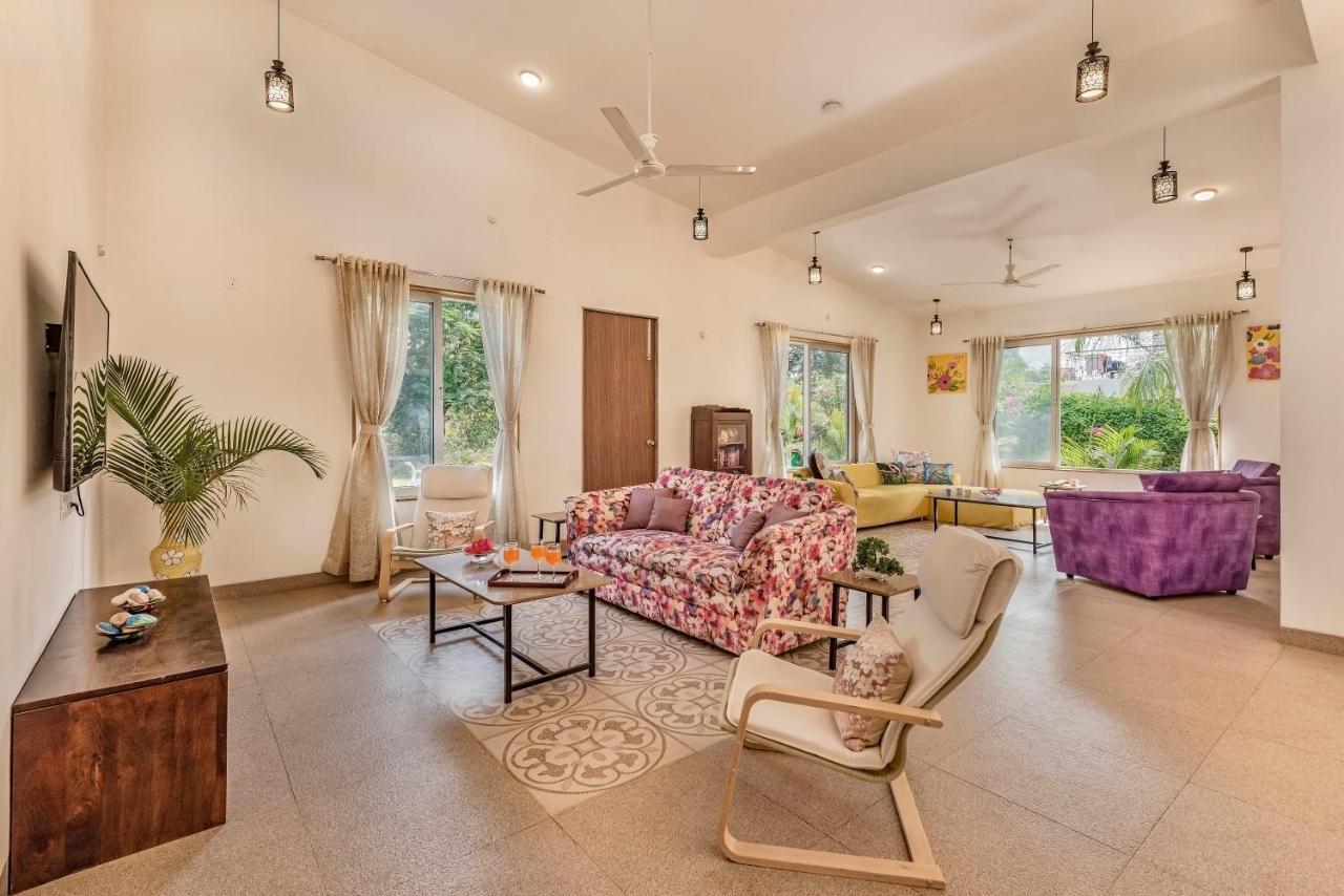 Saffronstays Roselle, Malavli - Pet-friendly Pool With Modern Interiors Villa