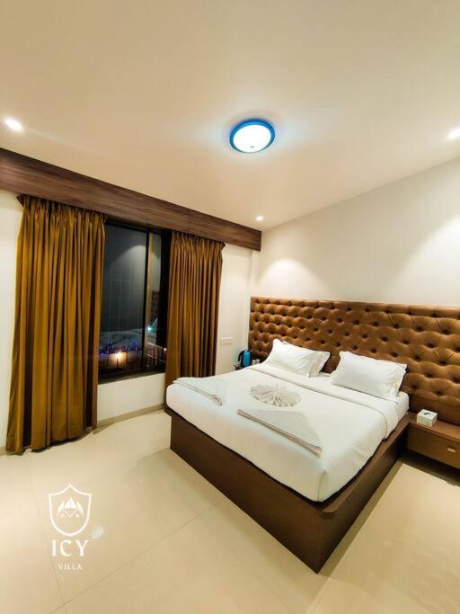 Icy - 4bhk With Pool And Mountain View Holiday home *