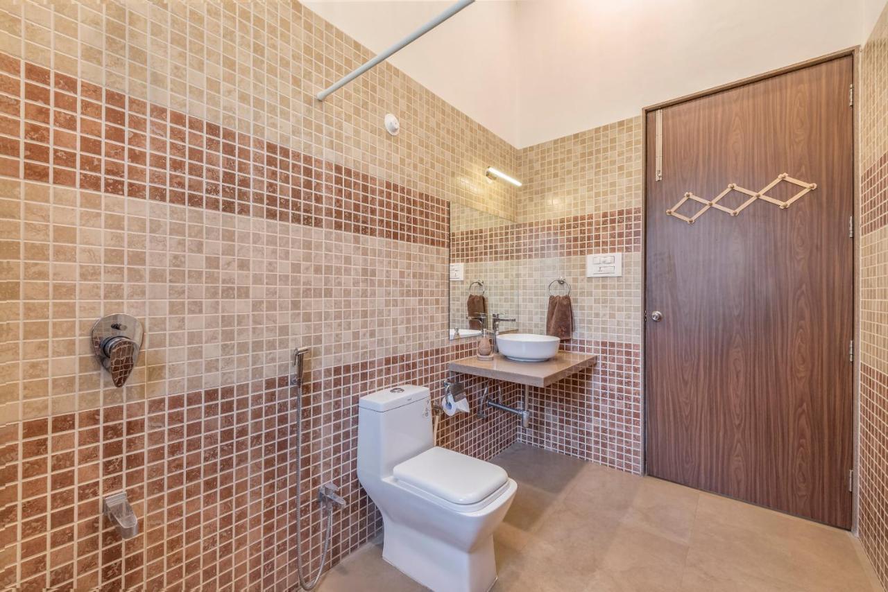 Saffronstays Roselle, Malavli - Pet-friendly Pool With Modern Interiors * Lonavala