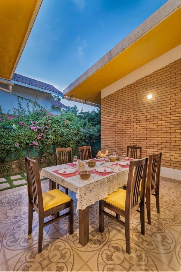 Villa Saffronstays Roselle, Malavli - Pet-friendly Pool With Modern Interiors *
