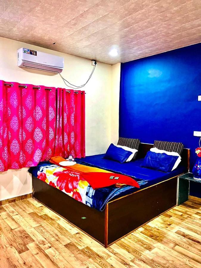 Om Sai Farmhouse Apartment