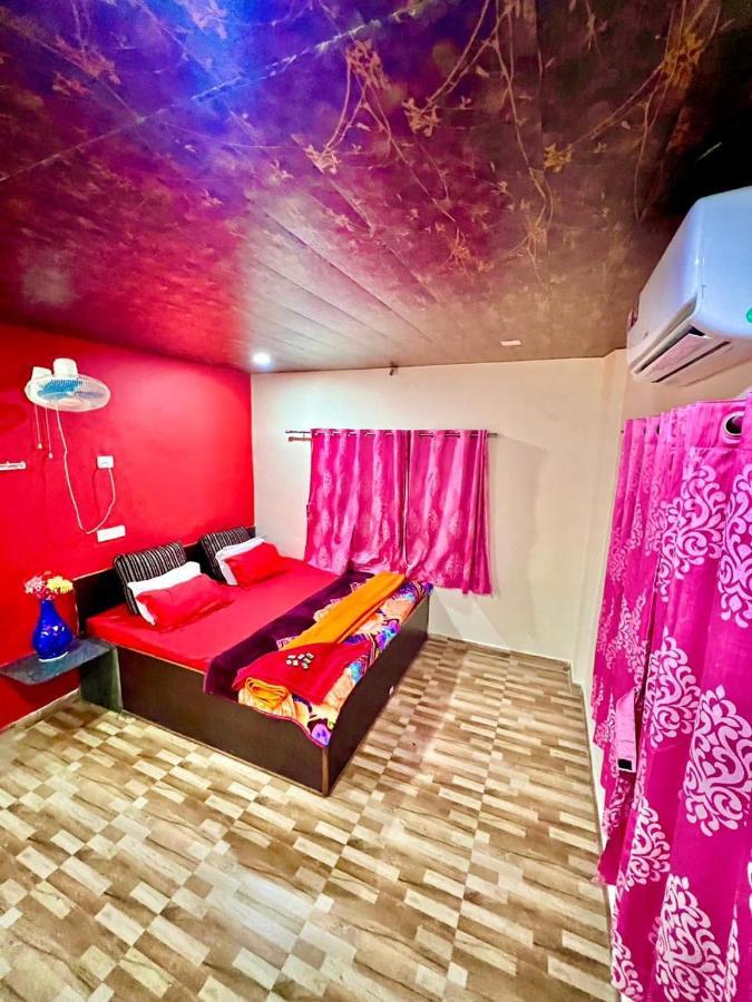 Om Sai Farmhouse Apartment