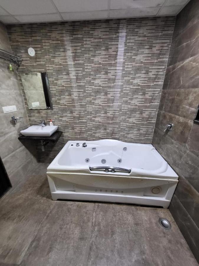 Hawkston 4 Bhk Villa