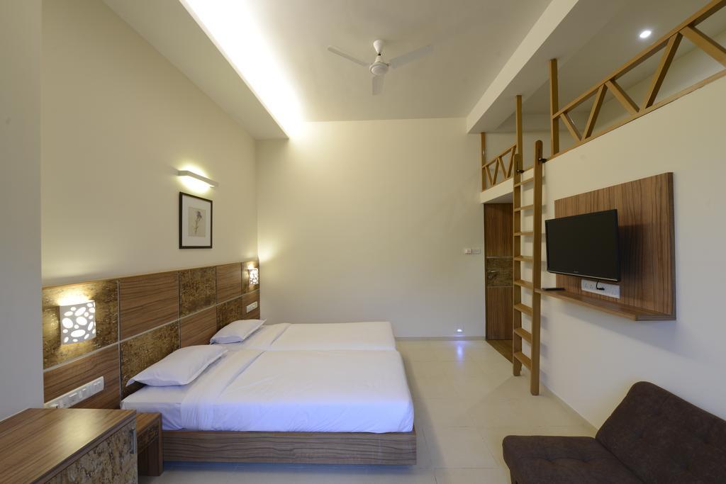 Crystal County Resort Lonavala