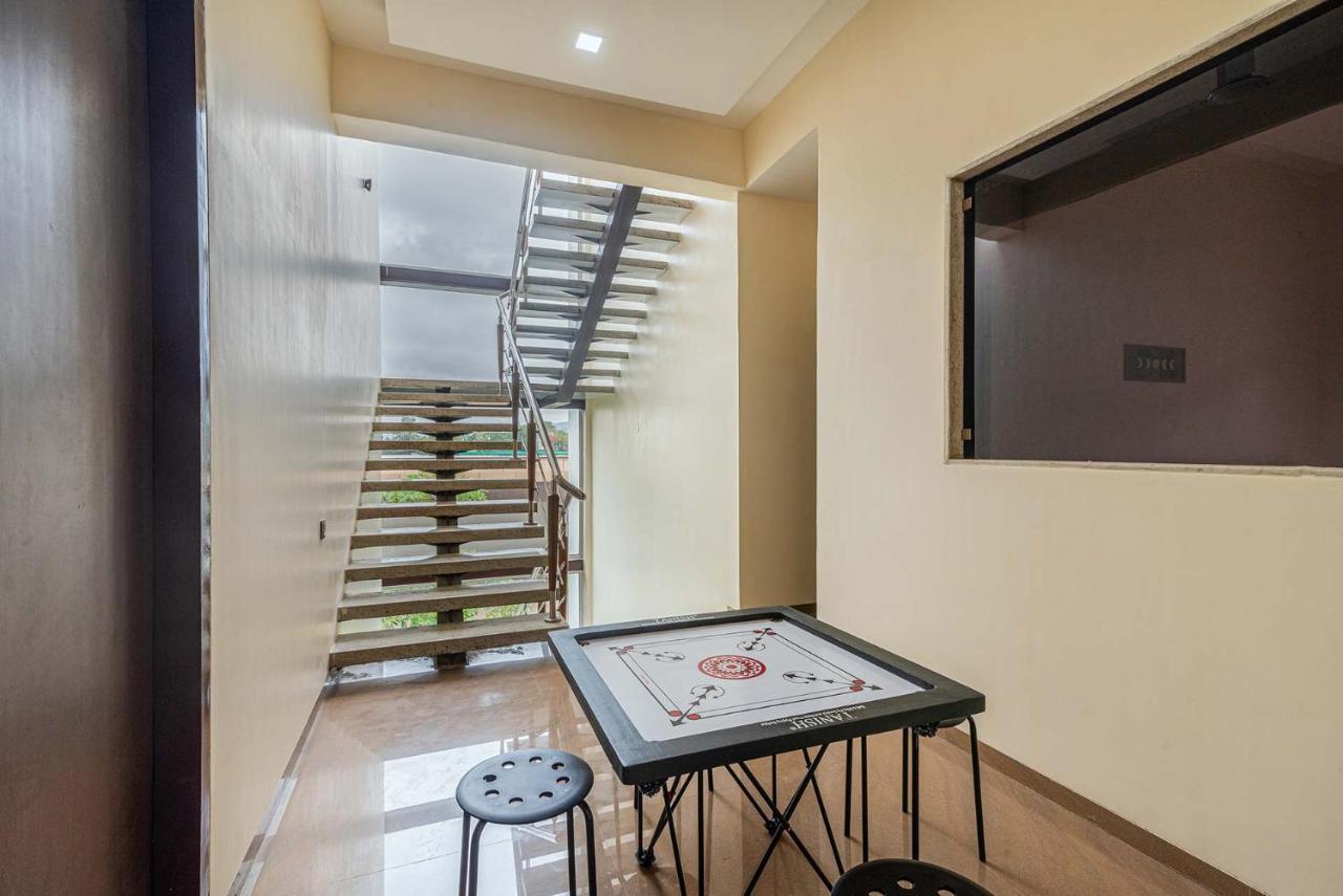 Villa Sierra Skies: Mountain-view With Rooftop Pool & Gym *