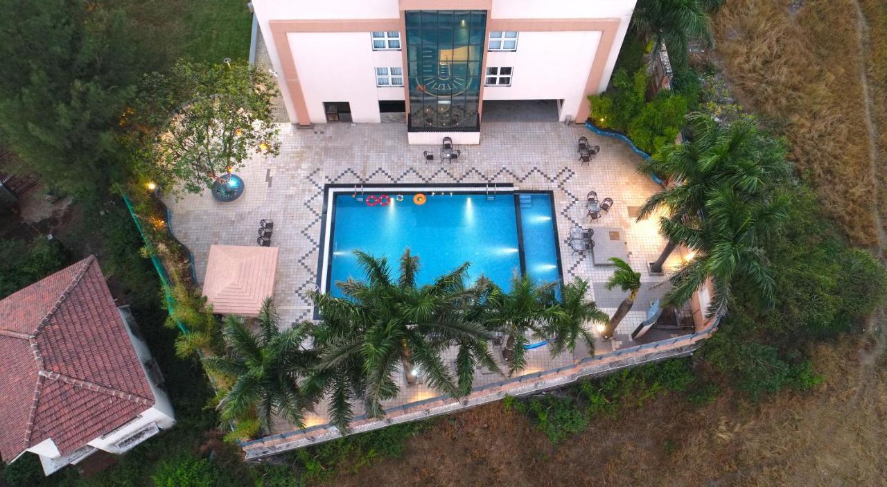 7 Apple Resort 3*