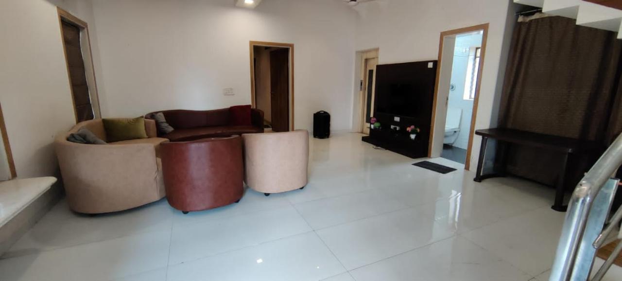 Villa Kj Castle Lonavala