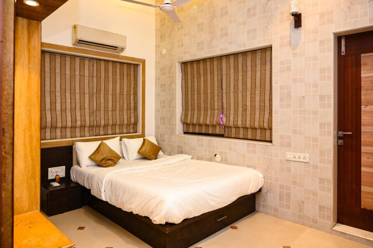 Kj Castle Villa Lonavala