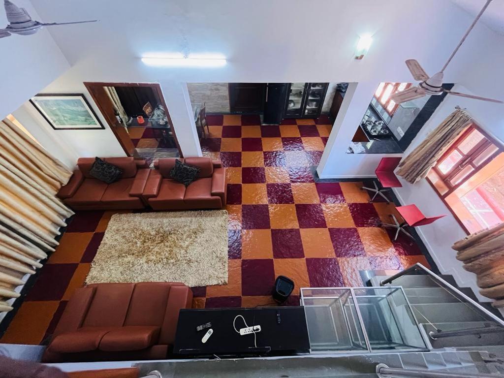 M G Guest house