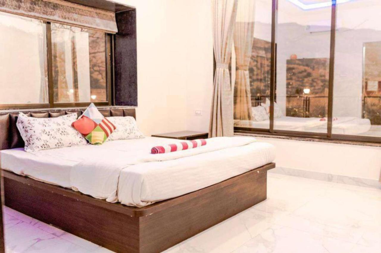 Diamond Villa *