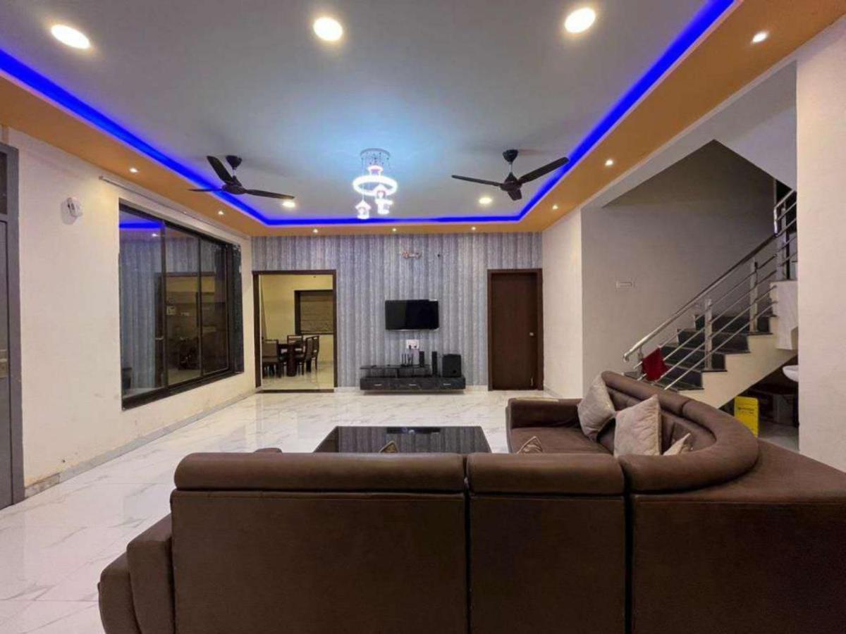 Diamond Villa *
