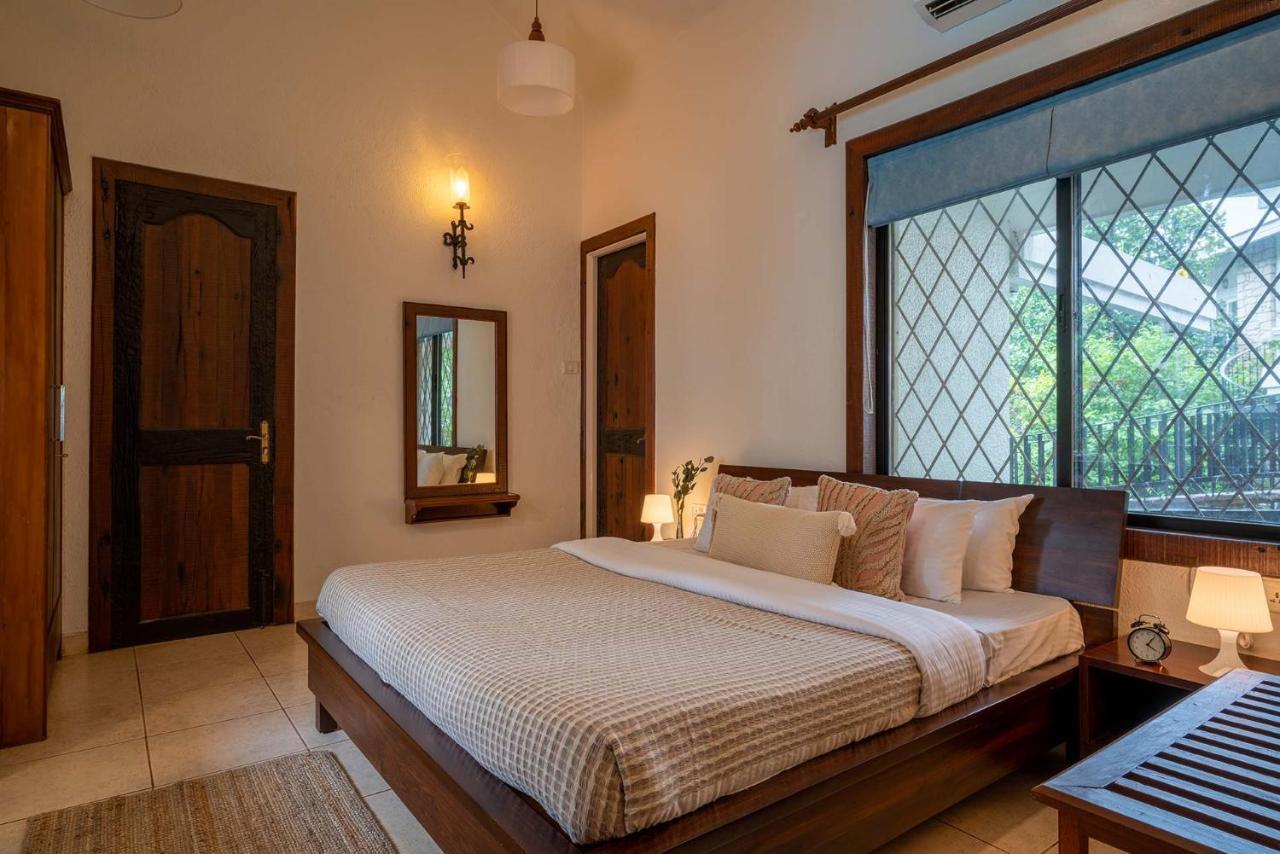 Villa Stayvista's Gulmohar Gardens: Mountain With Heated Pool & Games *