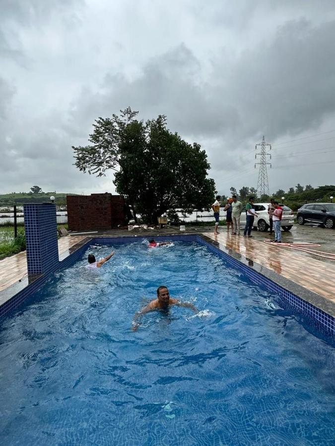 Sandesh Palace Hotel