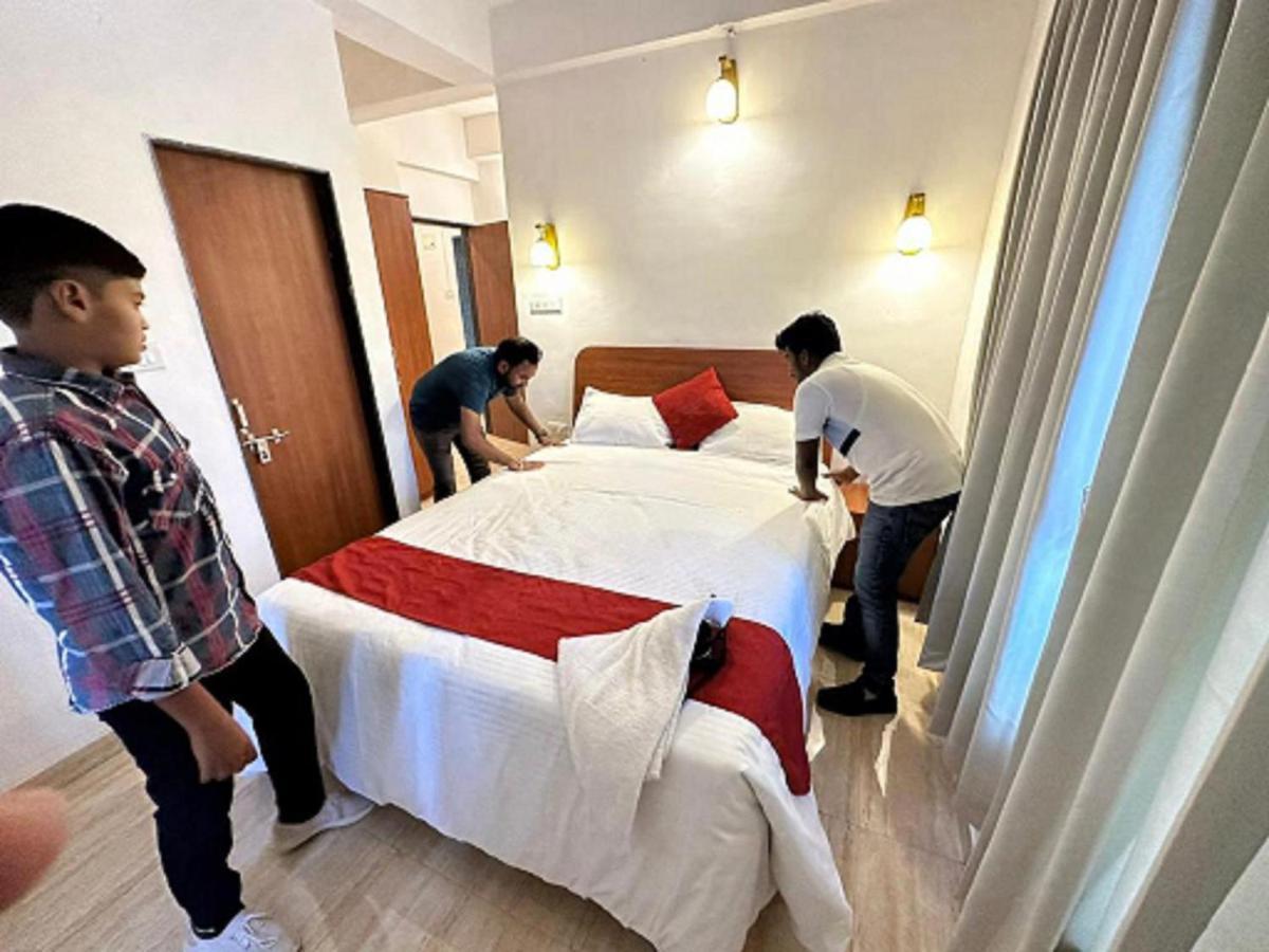 Hotel Sandesh Palace Lonavala