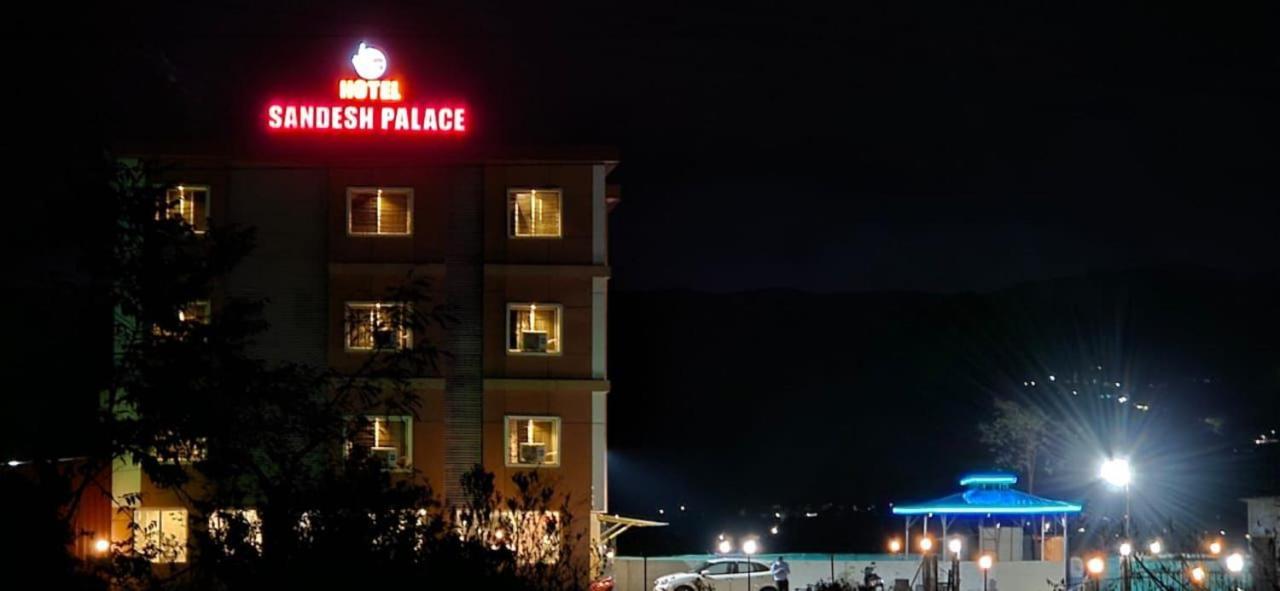 Hotel Sandesh Palace Lonavala