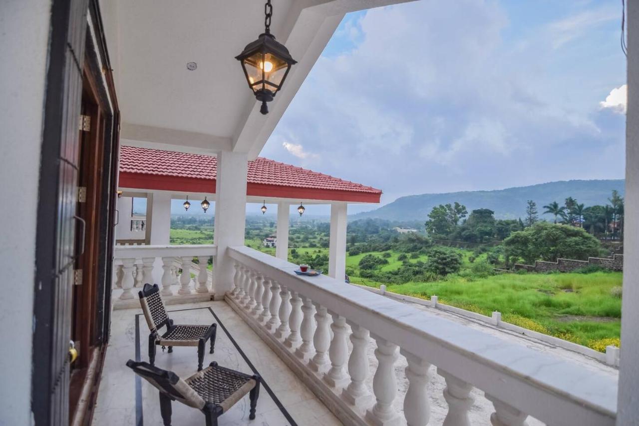 Villa Colonial Pet Friendly 3 Bhk With Outstanding Views *
