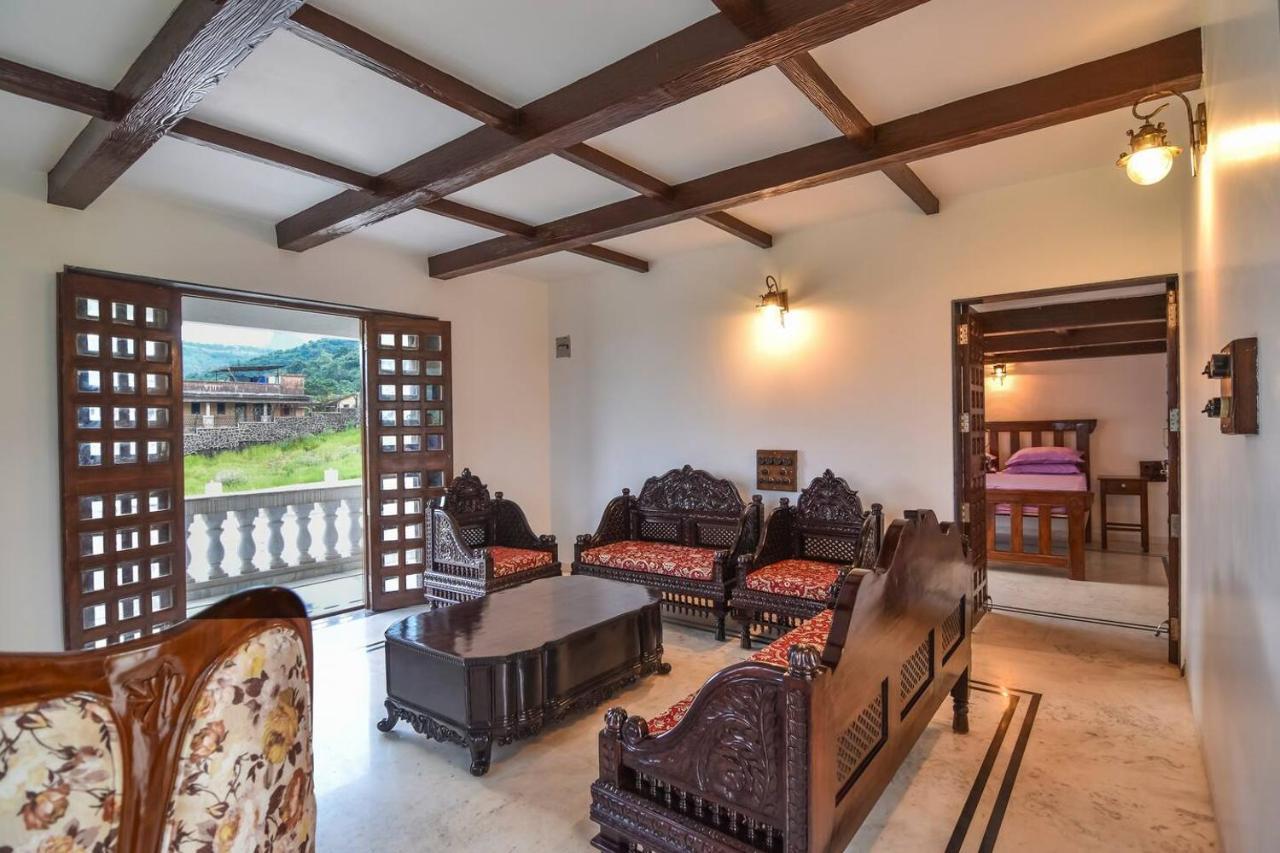 Colonial Pet Friendly 3 Bhk With Outstanding Views Villa Lonavala