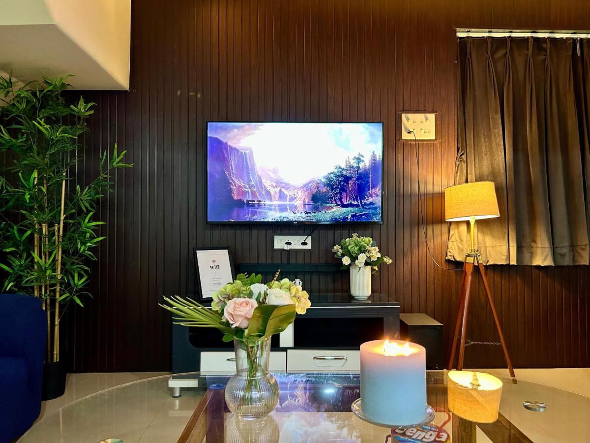 Tranquil : 3bhk Spacious In Gold Valley