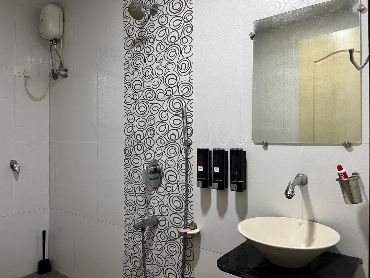 Villa Tranquil : 3bhk Spacious In Gold Valley *