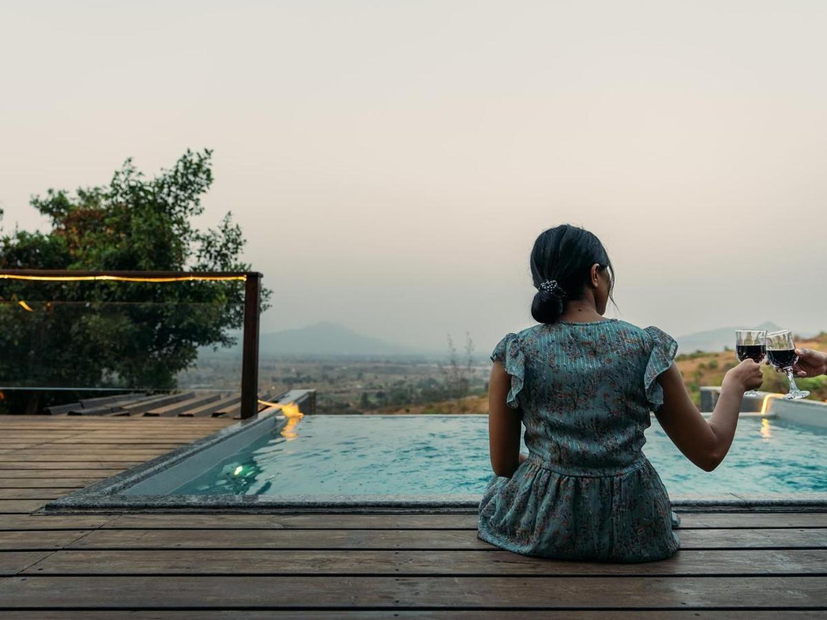 Vio * Lonavala