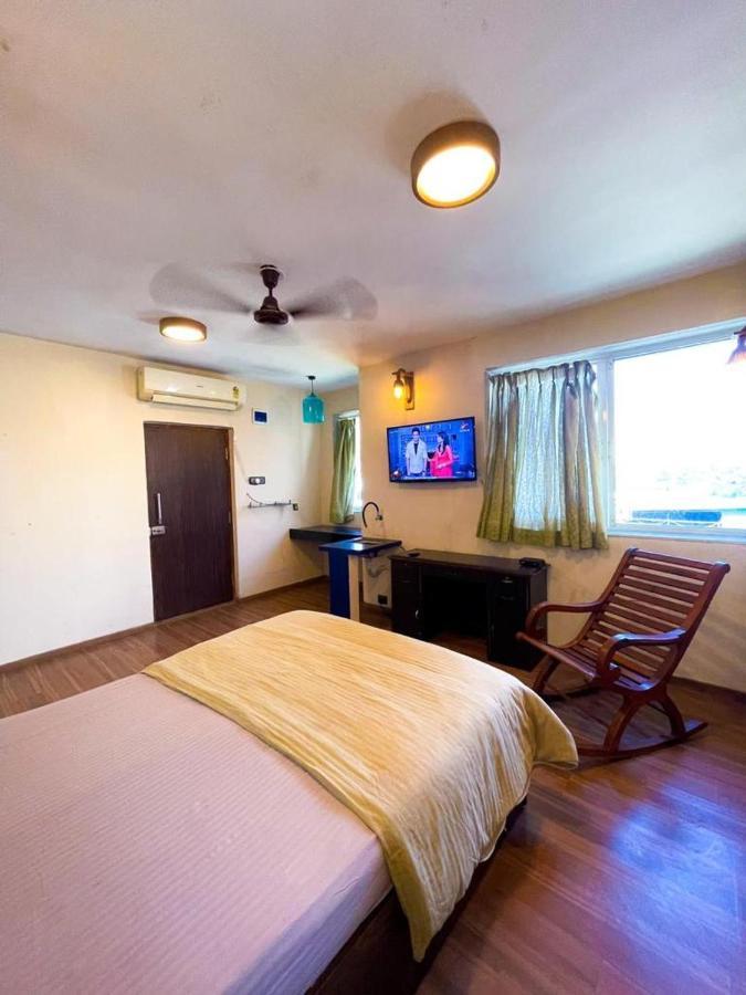 Divya 4bhk Villa *