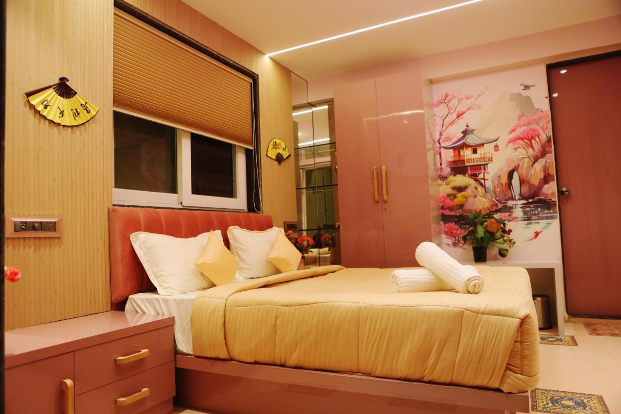 Villa World Villa, *