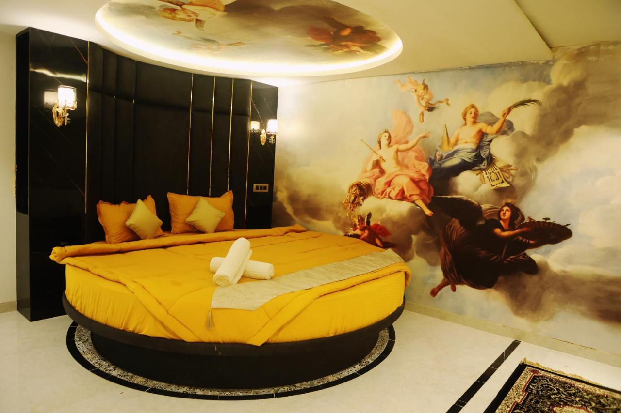 World Villa, * Lonavala