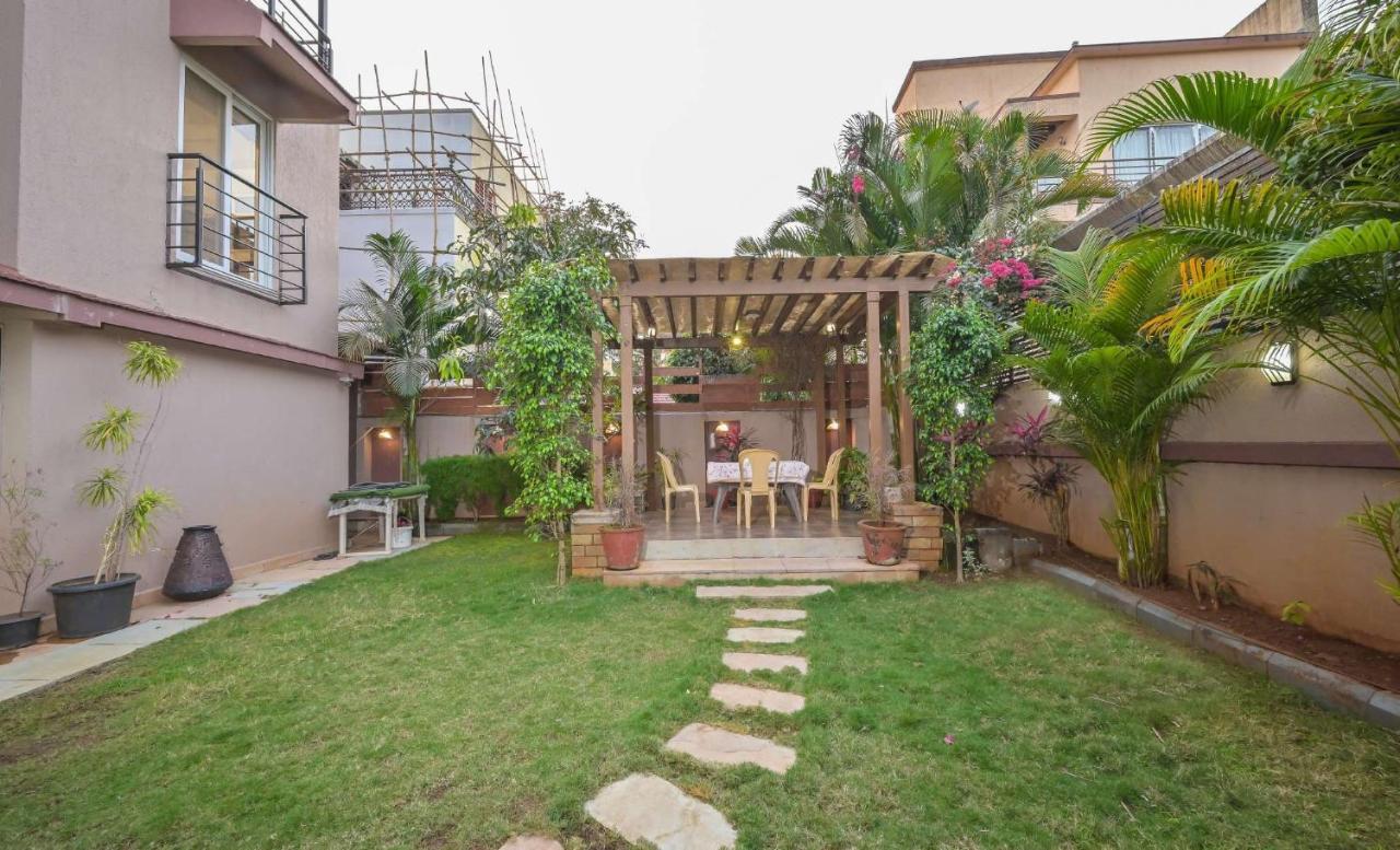 Villa Tiki Tropics
