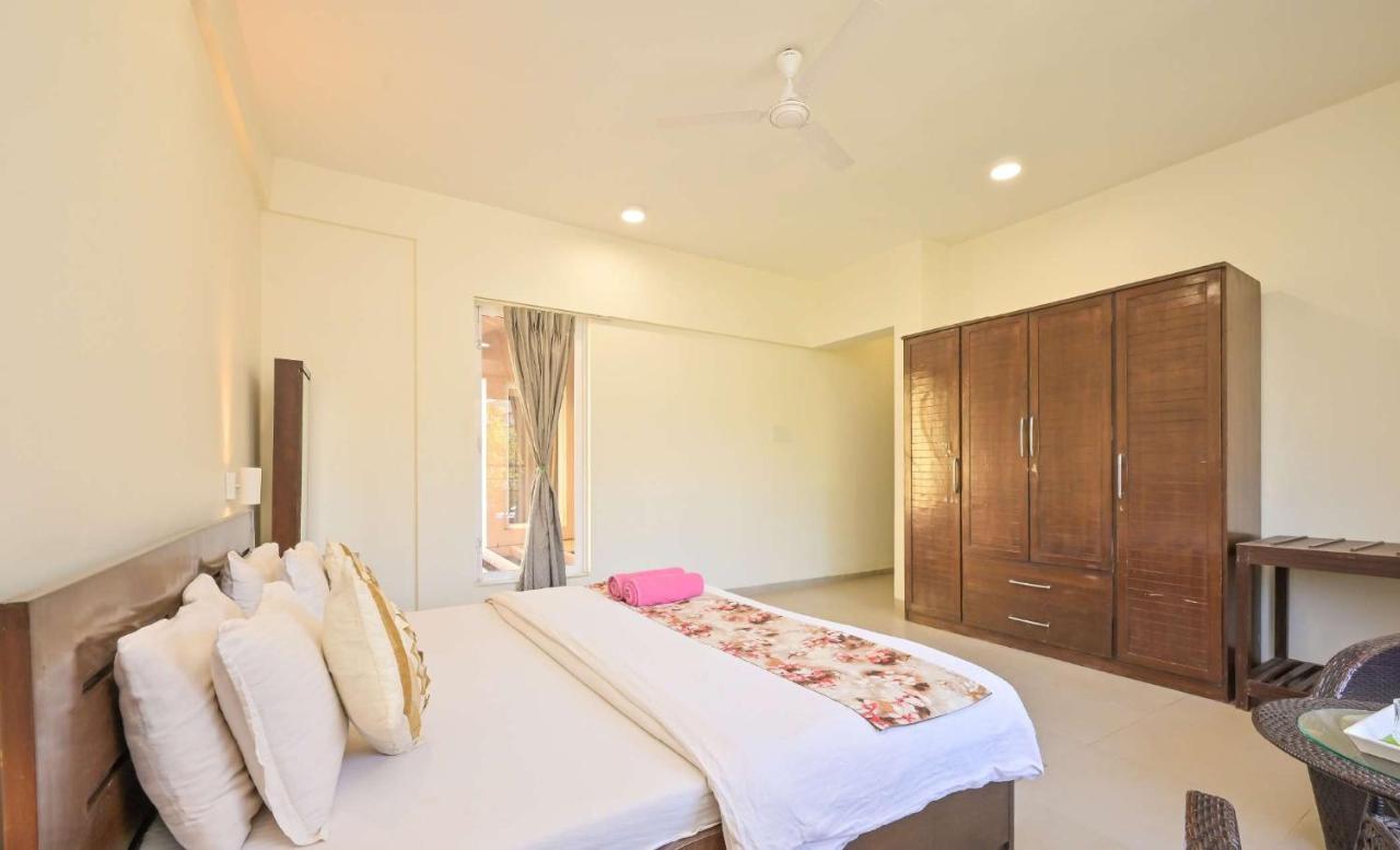 Villa Tiki Tropics