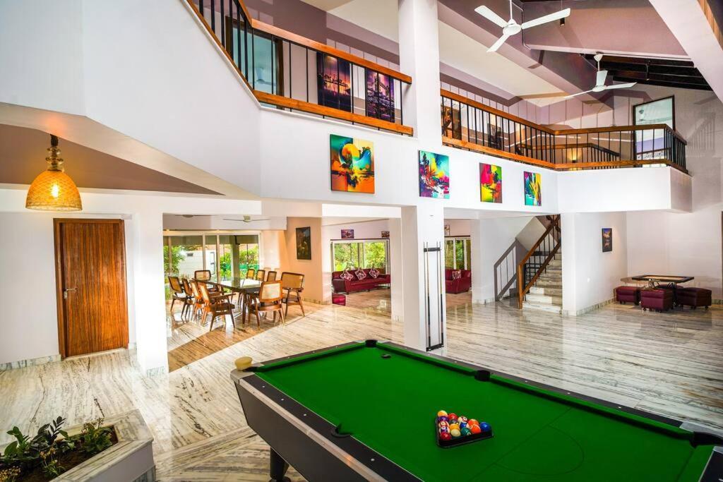 Grande Palazzo 6 Bedrooms Luxurious With Private Pool At Khandala, Villa *