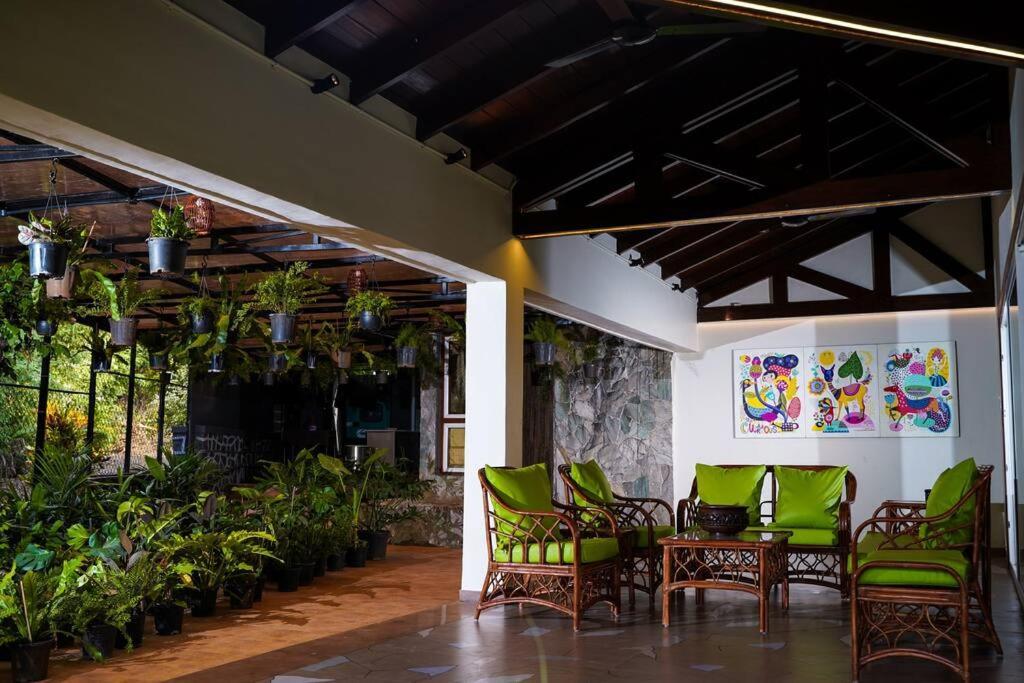 Grande Palazzo 6 Bedrooms Luxurious With Private Pool At Khandala, *