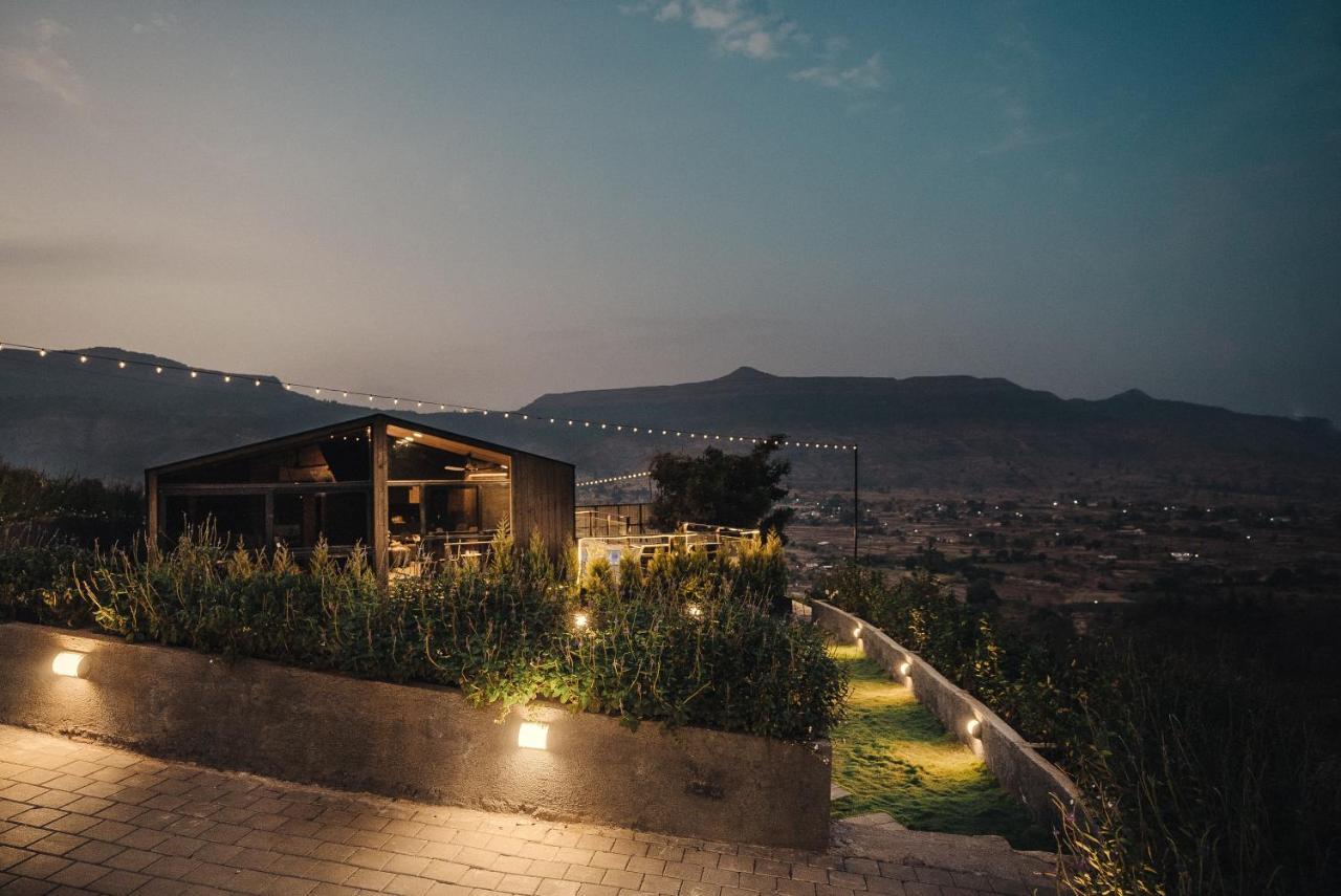 - Homestay Near Pawna Lake, * Lonavala
