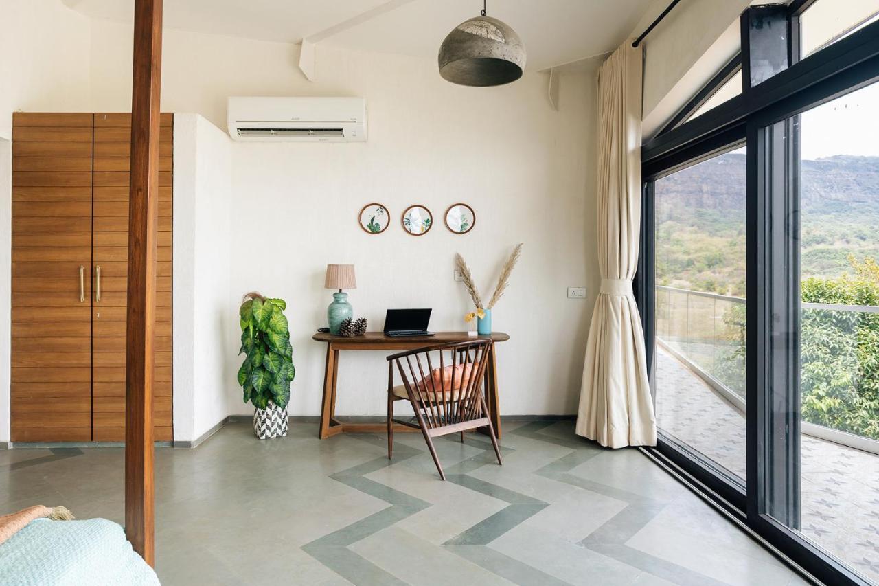 Lohonostays Trisara * Lonavala