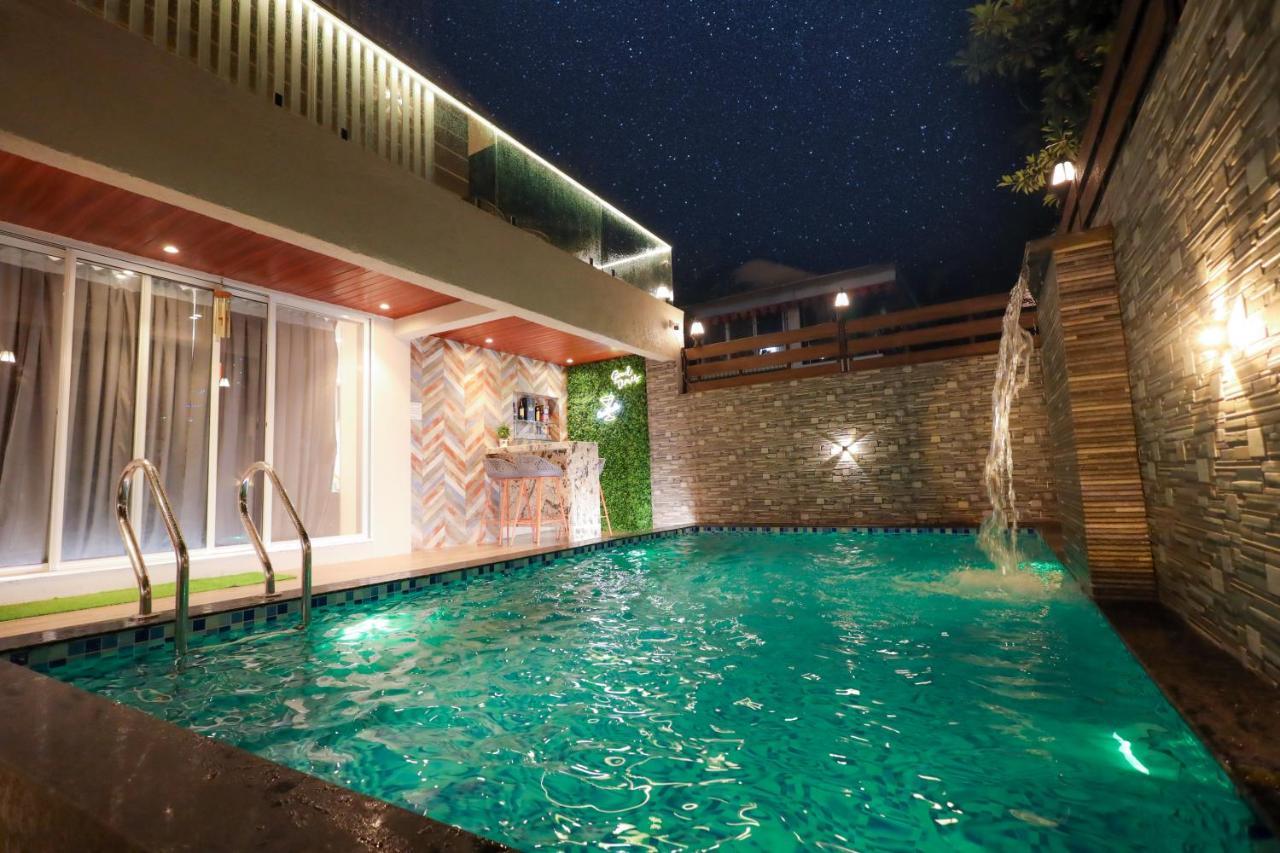 Rising East Luxurious 4bhk Villa