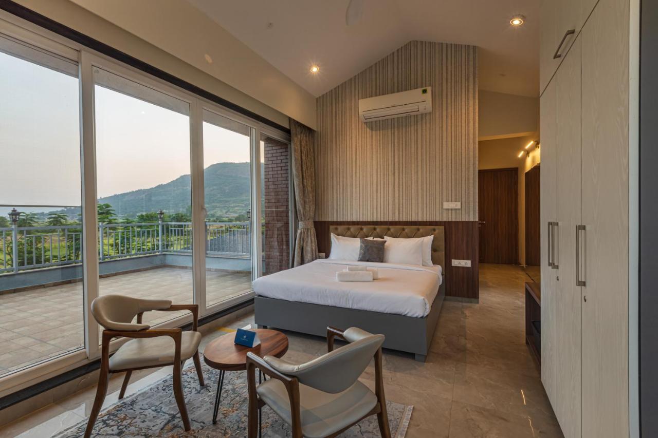 Saffronstays 11:11 Villa