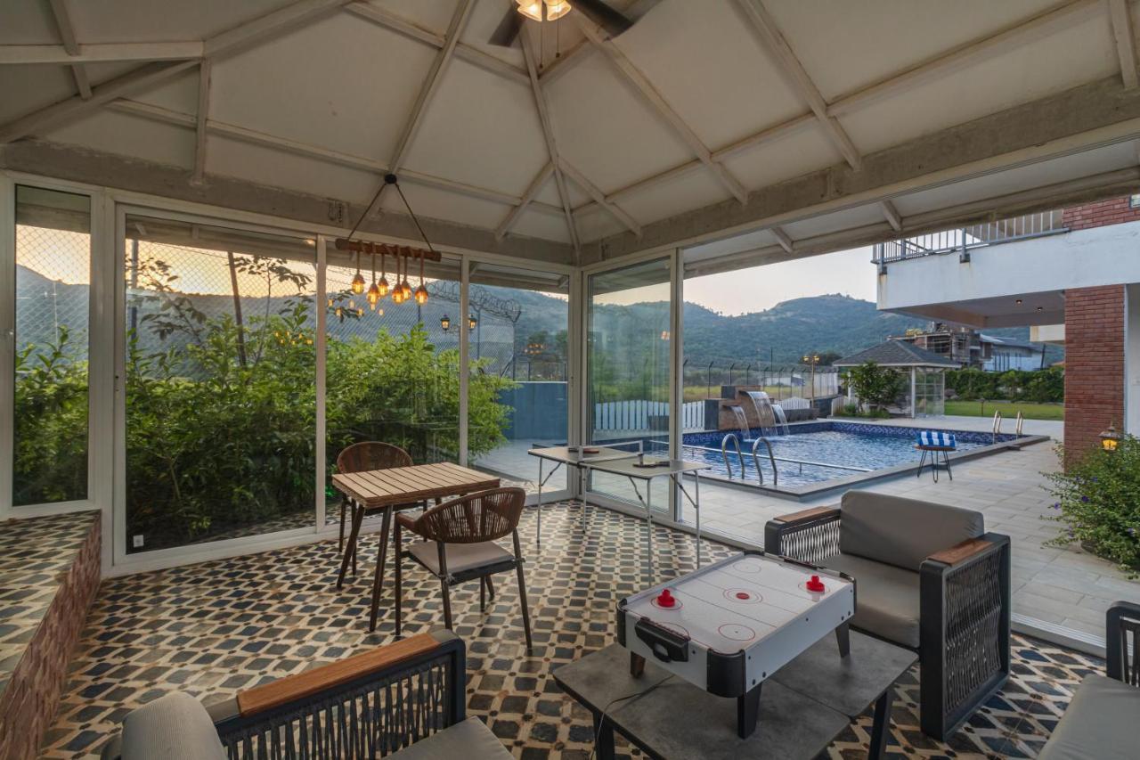 Saffronstays 11:11 Villa
