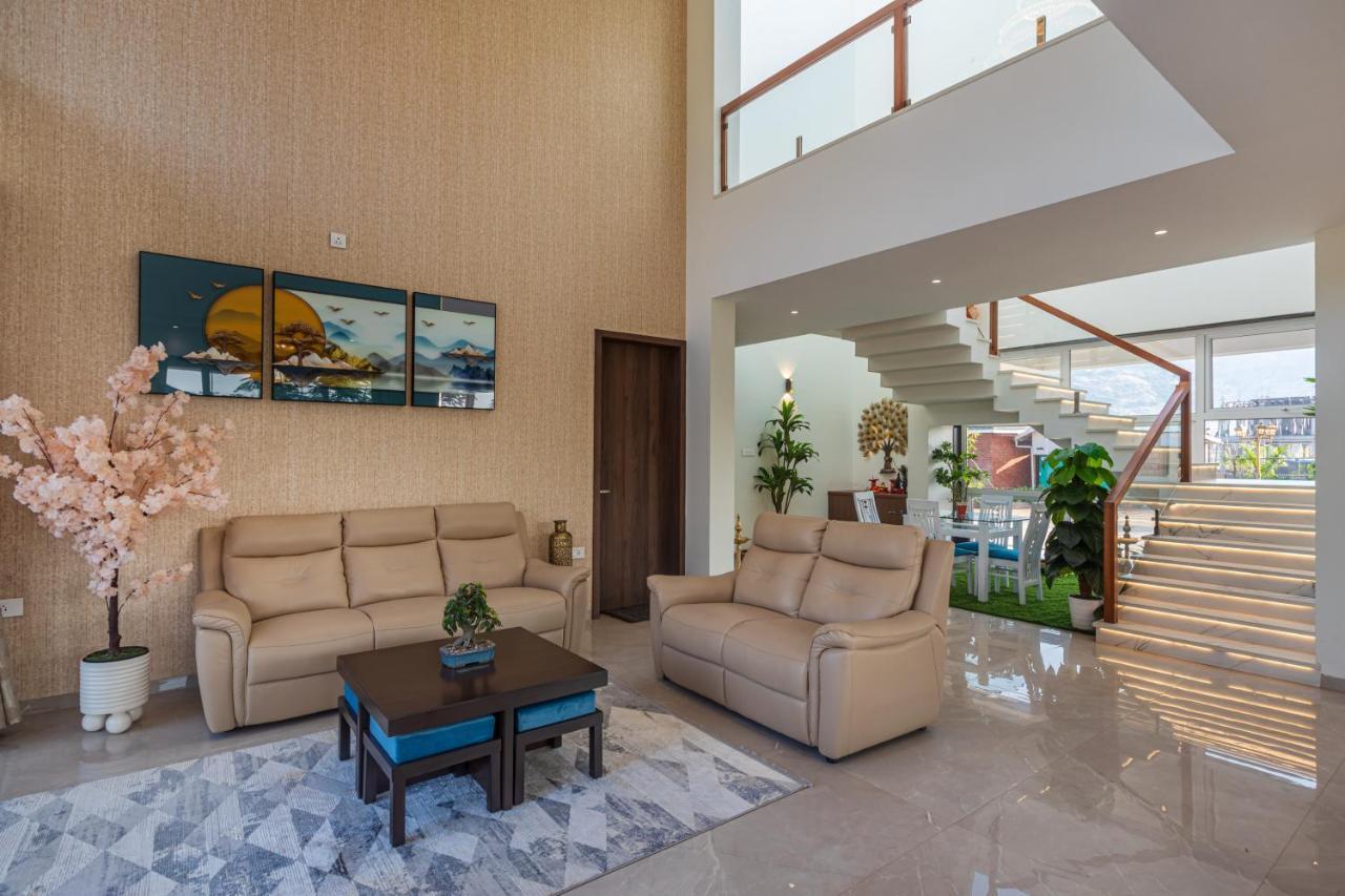 Saffronstays 11:11 Villa Lonavala